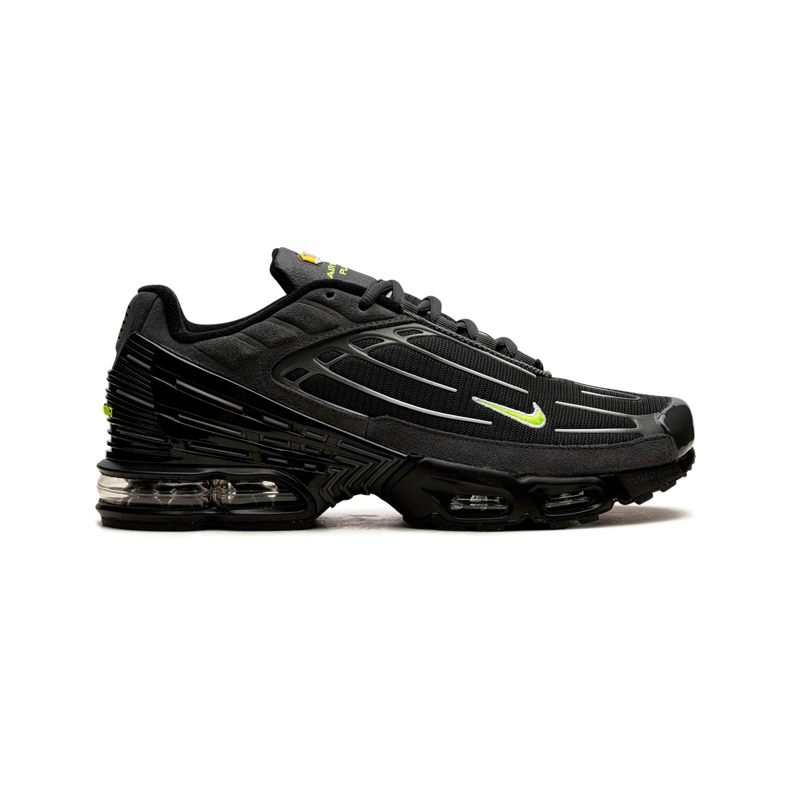 Nike Air Max Plus 3 Nero Volt Uomo Sneakers Moderne e Tecnologiche