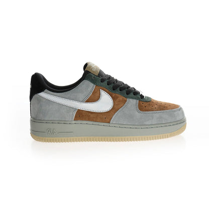 Nike Air Force 1 '07 Edizione Natale Grigio Scuro e Marrone