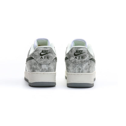 Nike Air Force 1 Low Grigio Marmorizzato con Swoosh Verde Militare