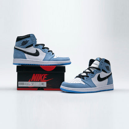 Nike Air Jordan 1 High OG University Blue Azzurro e Bianco