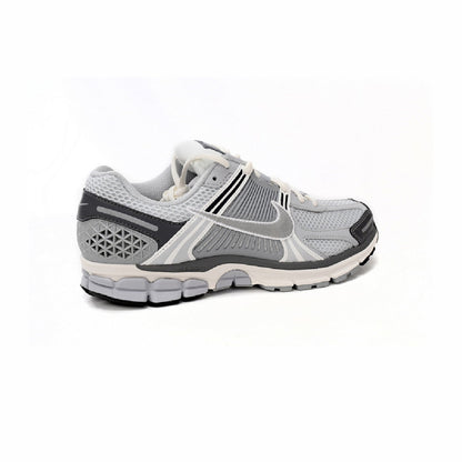 Nike Air Zoom Vomero 5 Grigio Chiaro e Nero Scarpe Running Uomo