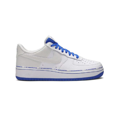 Nike Air Force 1 Low Bianca con Dettagli Blu Uninterrupted