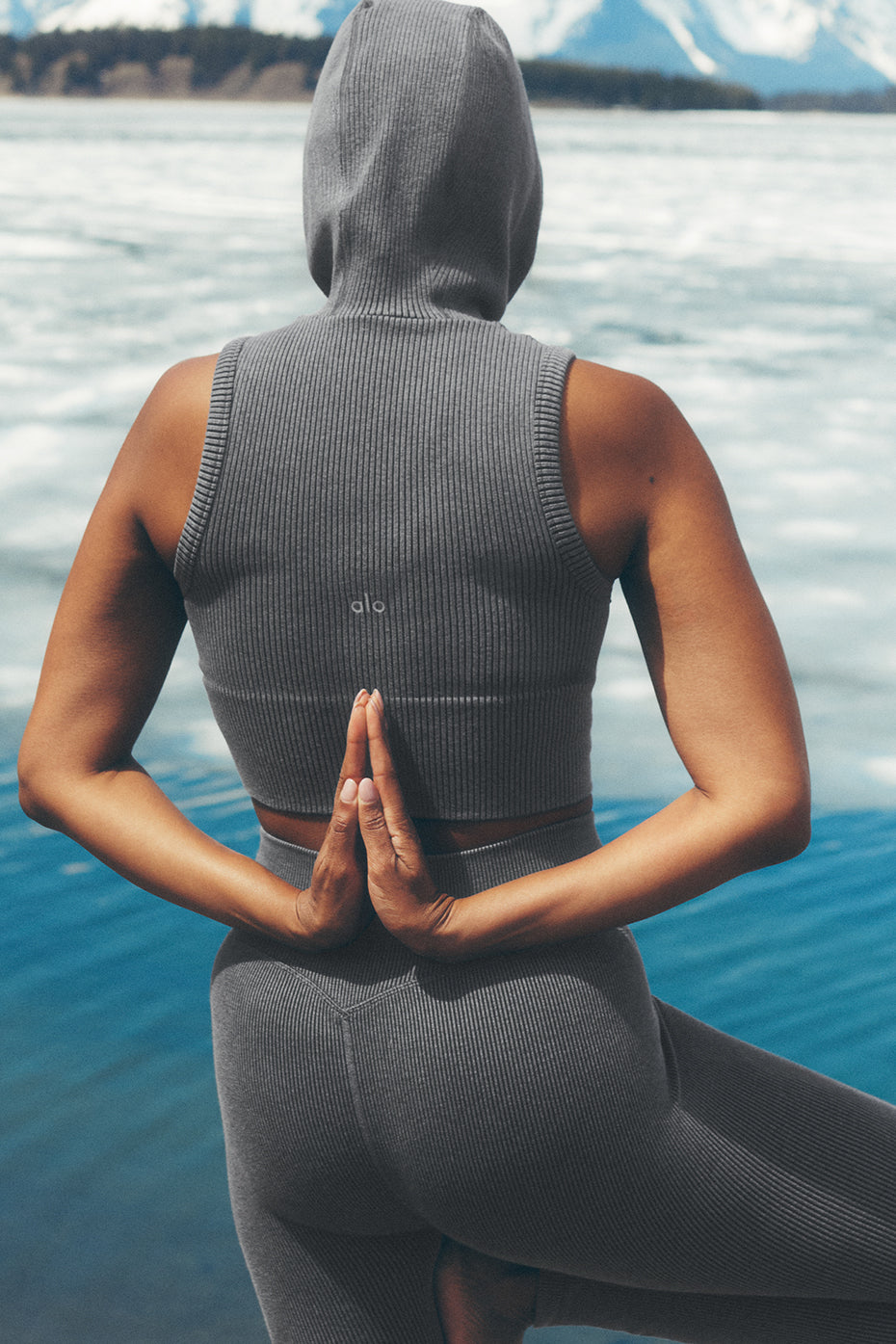Seamless Two Tone Rib Hooded Vest